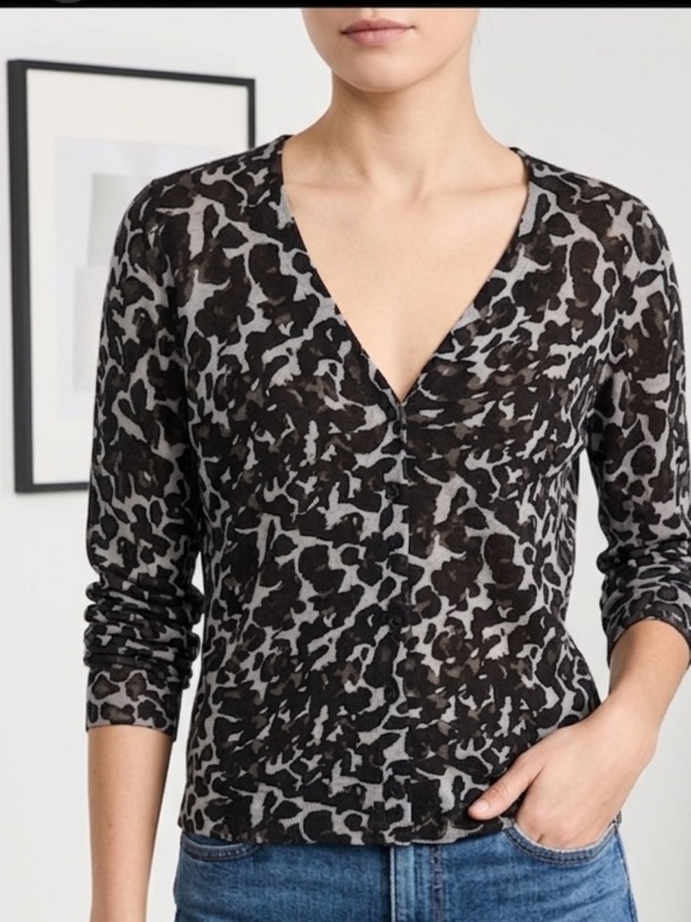 BUFFALO, DAVID BITTON long sleeved V-Neck button down sweater Size Small